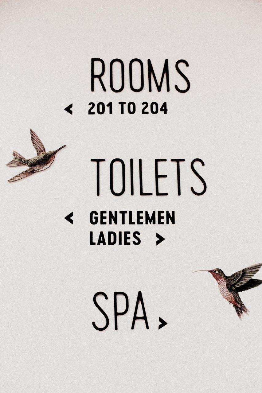 2060 The Newton Hostal